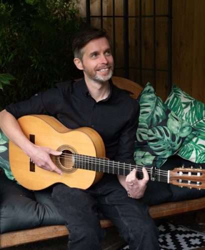 David Herries: one to one Guitar Quest support lessons